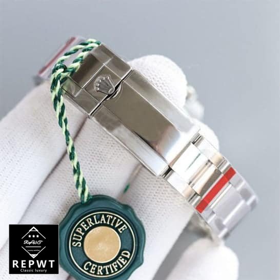 Rolex-GMT-Master-II-116710-S.Steel-Fold-Clasp-on-the-Rolex-Logo-3 Rolex-GMT-Master-II-116710-S.Steel-Fold-Clasp-on-the-Rolex-Logo-3