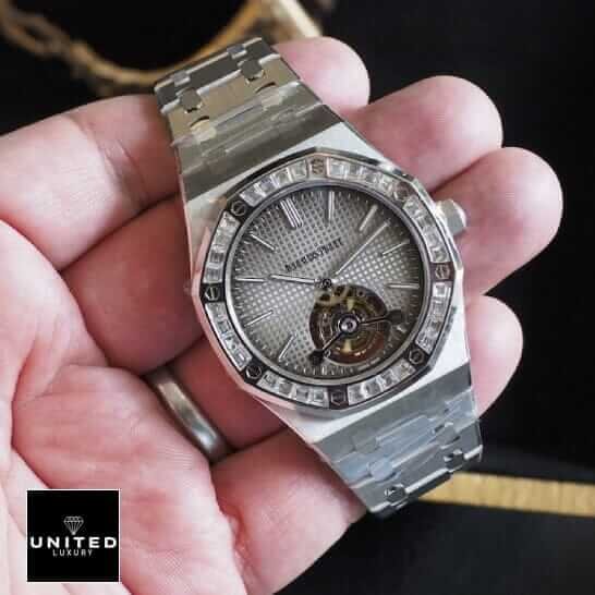 ap-extra-thin-tourbillon-extra-right-1 ap-extra-thin-tourbillon-extra-right-1