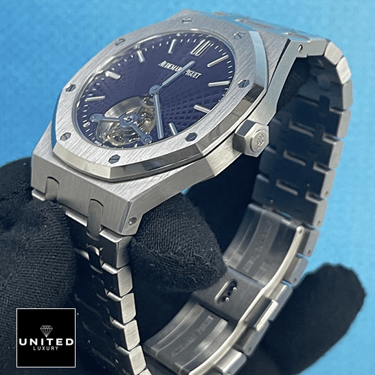 audemars-piguet-royal-oak-26522ST.OO_.12-replica-rightside audemars-piguet-royal-oak-26522ST.OO_.12-replica-rightside