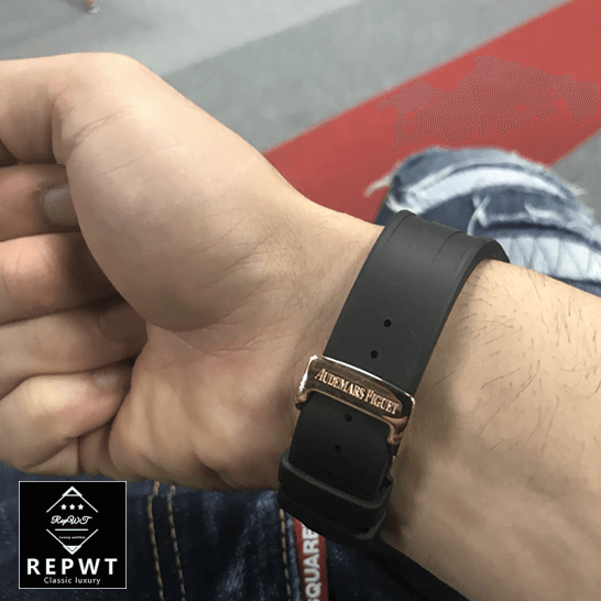 audemars-piguet-royal-oak-o-ffshore-25940OK.OO_.D002CA.01-replica-black-1 audemars-piguet-royal-oak-o-ffshore-25940OK.OO_.D002CA.01-replica-black-1