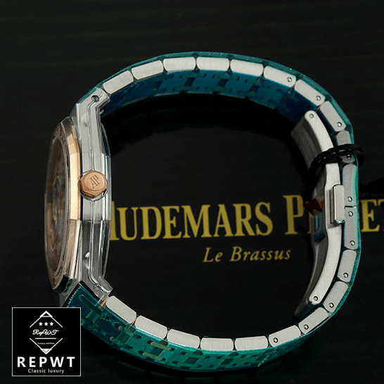 audemars_piguet_royal_oak_quartz_ladies_left-1-1 audemars_piguet_royal_oak_quartz_ladies_left-1-1
