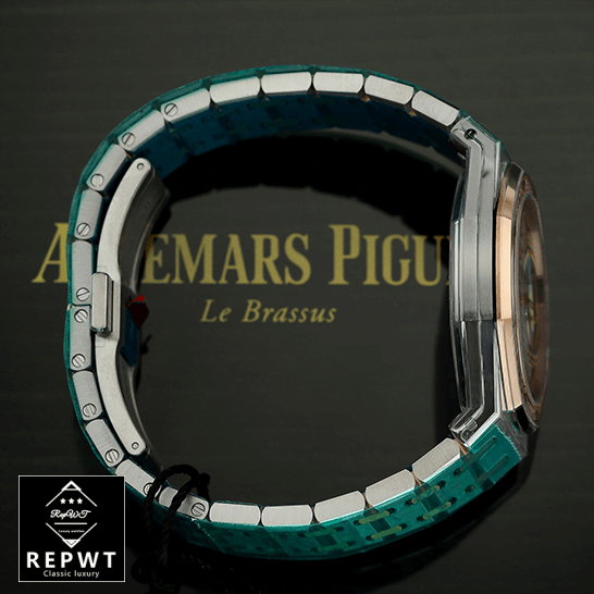 audemars_piguet_royal_oak_quartz_ladies_unitedluxury-1-1 audemars_piguet_royal_oak_quartz_ladies_unitedluxury-1-1