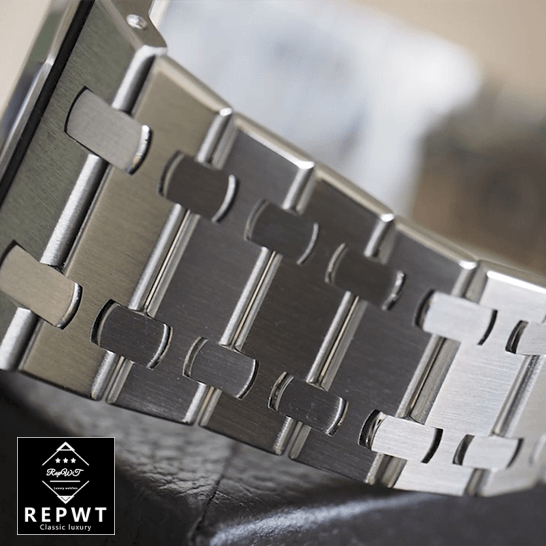 audemars_piguet_royal_oak_selfwinding_bracelet audemars_piguet_royal_oak_selfwinding_bracelet