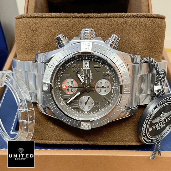 breitling-avenger-A1338111F564170A-replica-tiltedleft breitling-avenger-A1338111F564170A-replica-tiltedleft