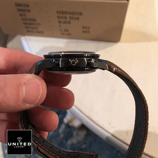 omega-speedmaster-311.92.44.51-replica-rightside omega-speedmaster-311.92.44.51-replica-rightside