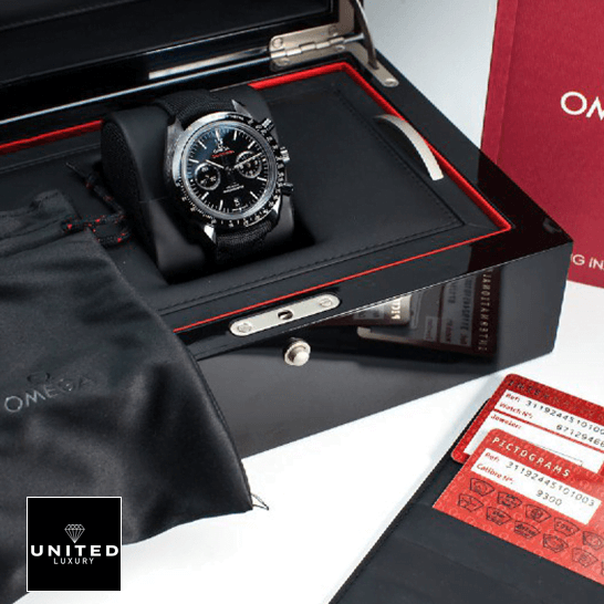 omega_speedmaster_dark_side_of_the_moon_311.92.44.51.01.003- omega_speedmaster_dark_side_of_the_moon_311.92.44.51.01.003-