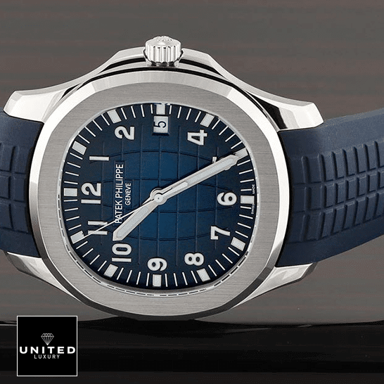 patek_philippe_aquanaut_blue_dial_5168G_001_dial