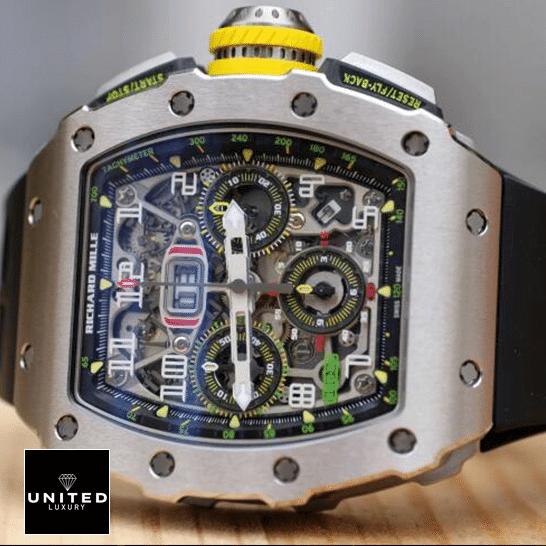richard_mille_rm_011_03_titane_flyback_left
