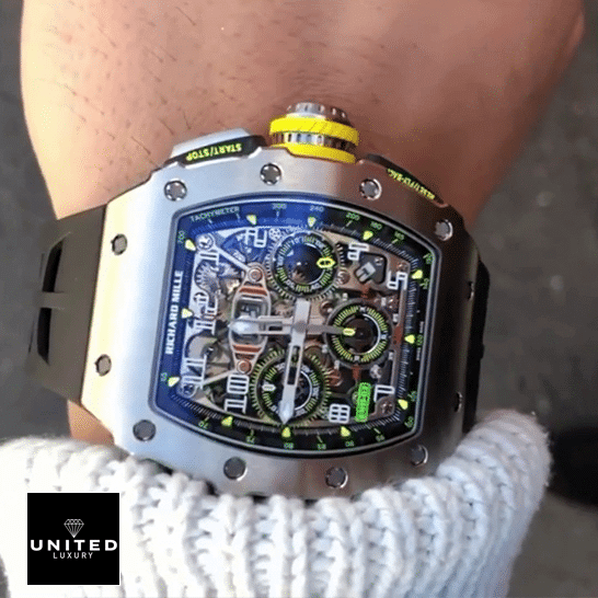 richard_mille_rm_011_03_titane_flyback_unitedluxury