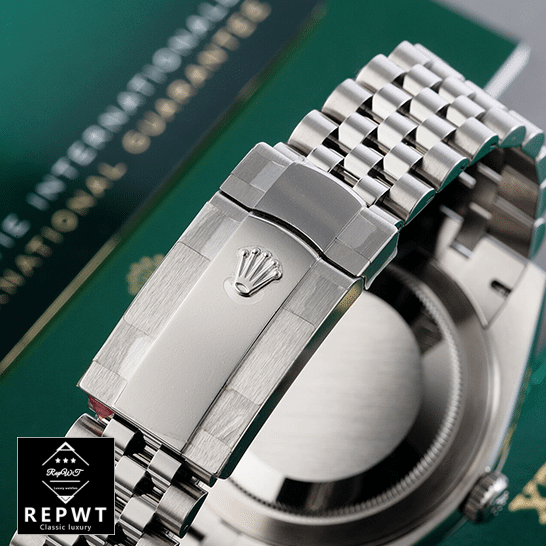 rolex_datejust_11823_steel__black_dial_jubilee_replica_man rolex_datejust_11823_steel__black_dial_jubilee_replica_man
