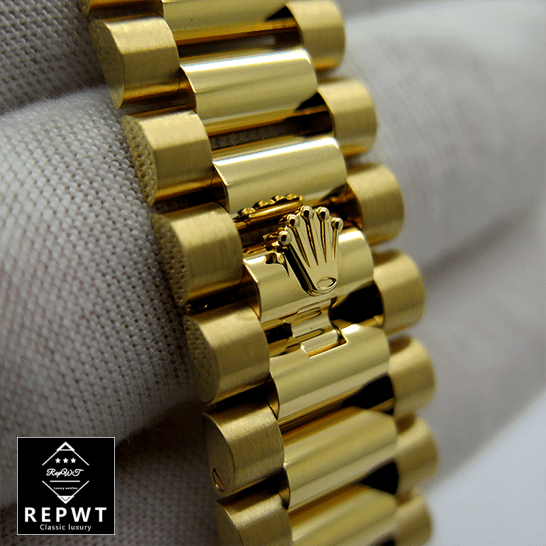 rolex_day_date_yellow_gold_with_pave_diamond_dial_sapphire_128348RBR_0030_replica_clasp_unitedluxurynet-1 rolex_day_date_yellow_gold_with_pave_diamond_dial_sapphire_128348RBR_0030_replica_clasp_unitedluxurynet-1