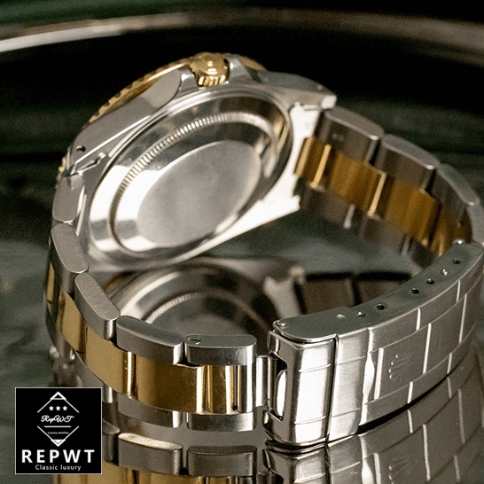 rolex_gmt_master_II_109807_root_beer_dial_oyster_back.clips_-1 rolex_gmt_master_II_109807_root_beer_dial_oyster_back.clips_-1
