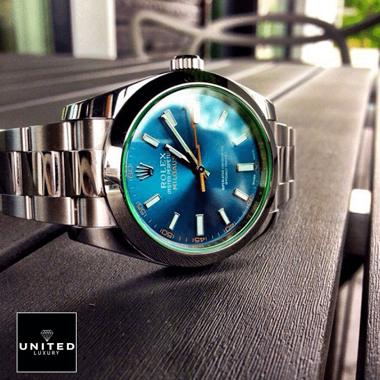 rolex_milgauss_blue_dial_green_crystal_116400GV_oyster rolex_milgauss_blue_dial_green_crystal_116400GV_oyster