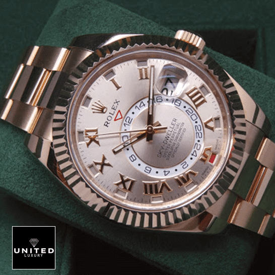 rolex_sky-dweller_everose_gold_sundust_dial_326935_oyster_right rolex_sky-dweller_everose_gold_sundust_dial_326935_oyster_right