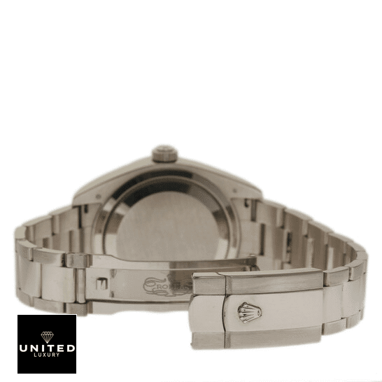 rolex_sky-dweller_white_dial_326939_oyster-unitedluxury_man_back rolex_sky-dweller_white_dial_326939_oyster-unitedluxury_man_back