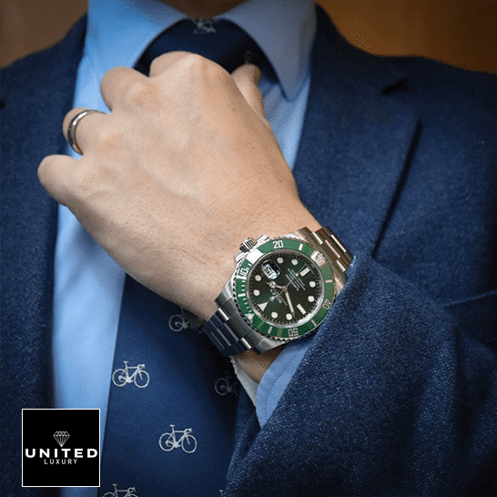 rolex_submariner_116610lv_0002_unitedluxury_man_green_perfect rolex_submariner_116610lv_0002_unitedluxury_man_green_perfect