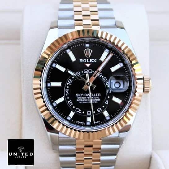 rose-gold-sky-dweller-replica-2 rose-gold-sky-dweller-replica-2