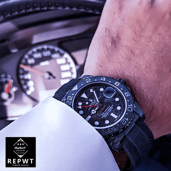 unitedluxury_msn_hand_-1 unitedluxury_msn_hand_-1